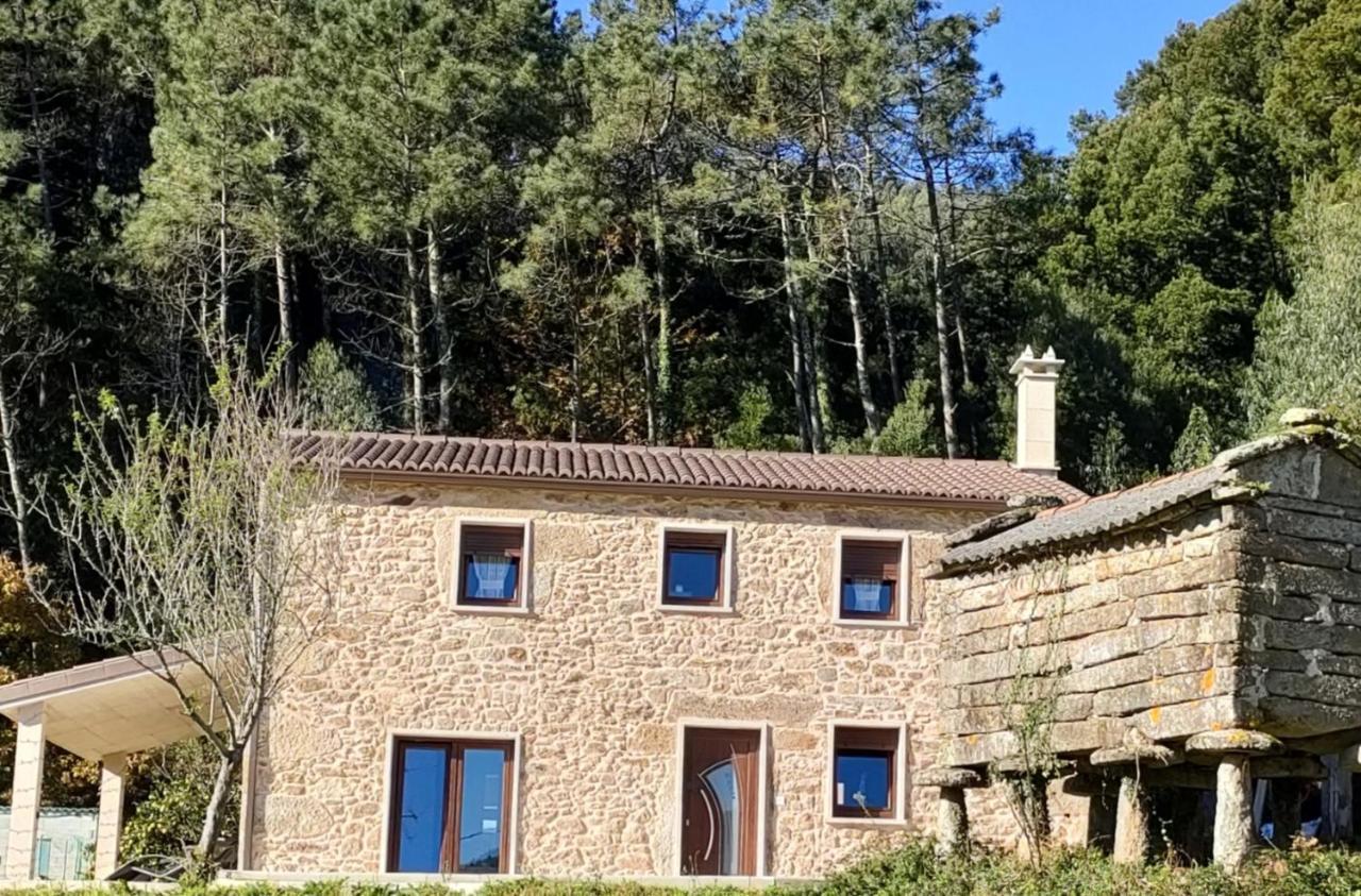 Villa Piomincha Cee Exteriér fotografie